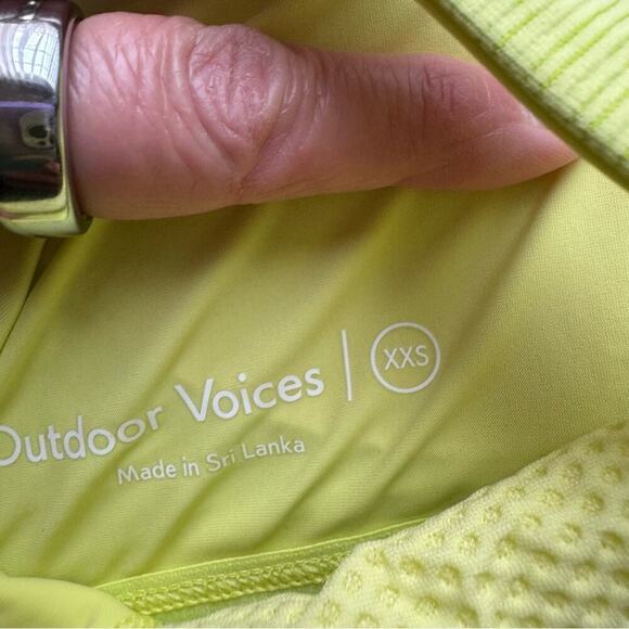 Outdoor Voices Doing Things Thrive Sports Bra Racerback Mesh Yellow Size XXS NEW - Picture 10 of 12